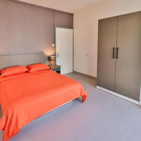 Oceanbreeze Apartments Mont Choisy ภายนอก รูปภาพ